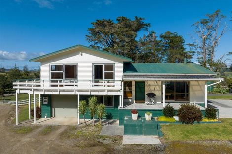 Photo of property in 1 Domain Road, Kawakawa, 0210