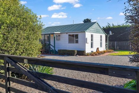 Photo of property in 28 Chamberlain Avenue, Amberley, 7481