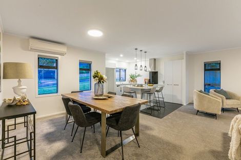 Photo of property in 9 Paparoa Crescent, Aotea, Porirua, 5024