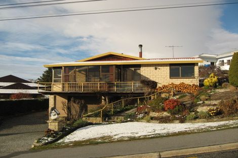 Photo of property in 36 Aronui Road, Bridge Hill, Alexandra, 9320