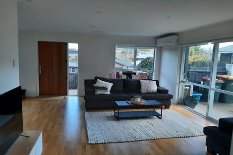 Photo of property in 21 Heaphy Street, Westown, New Plymouth, 4310