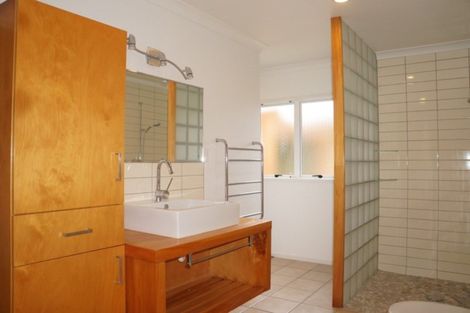 Photo of property in 93 Uretiti Road, Waipu, 0582