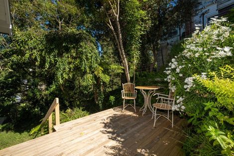 Photo of property in 2 Convent Road, Bluff Hill, Napier, 4110