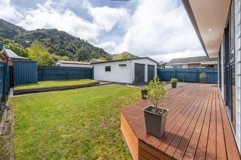 Photo of property in 198 California Drive, Totara Park, Upper Hutt, 5018