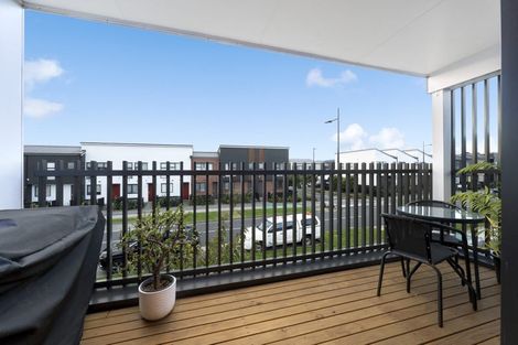 Photo of property in 51 Kauri Amber Road, Westgate, Auckland, 0614