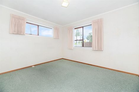 Photo of property in 23 Glen Road, Ranui, Auckland, 0612