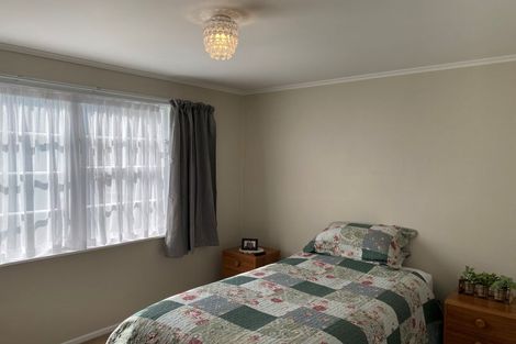 Photo of property in 1/95 Whites Line East, Waiwhetu, Lower Hutt, 5010