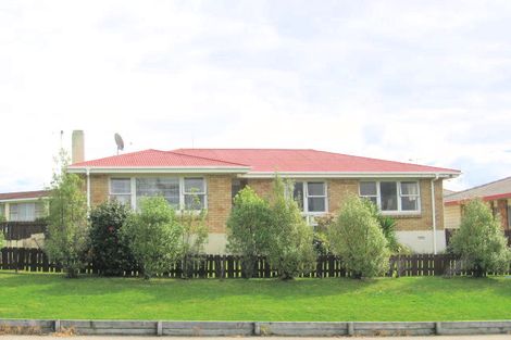 Photo of property in 302 Otumoetai Road, Otumoetai, Tauranga, 3110