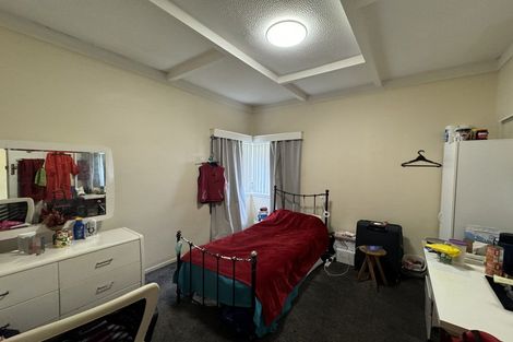 Photo of property in 1/3170 Great North Road, New Lynn, Auckland, 0600