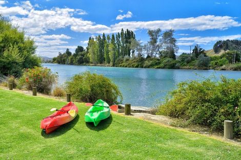 Photo of property in 128 Tauwhareparae Road, Tolaga Bay, 4077