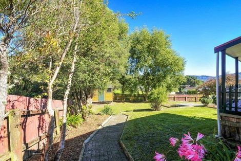 Photo of property in 19 Oaklands Grove, Clouston Park, Upper Hutt, 5018