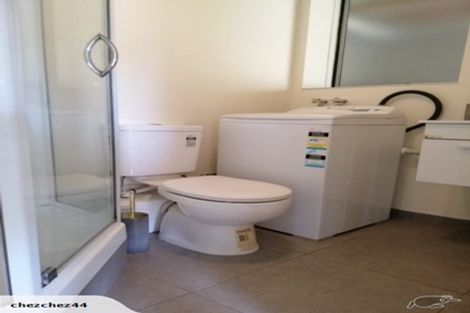 Photo of property in 110 Weatherly Road, Torbay, Auckland, 0630