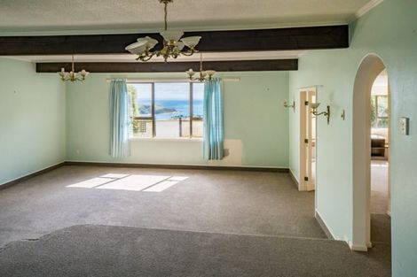 Photo of property in 68 Kahu Road, Paremata, Porirua, 5024