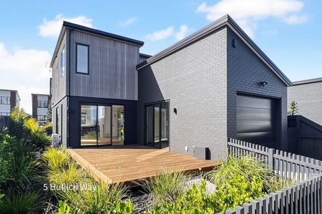 Photo of property in 5 Huljich Way, Hobsonville, Auckland, 0616