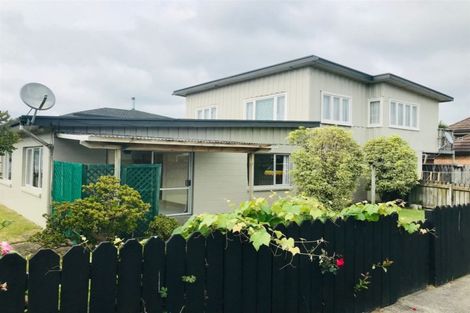 Photo of property in 168a Centreway Road, Orewa, 0931