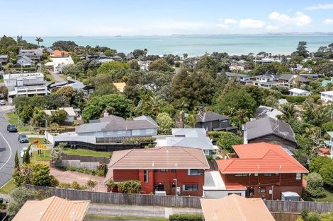 Photo of property in 1/10 Channel View Road, Campbells Bay, Auckland, 0630