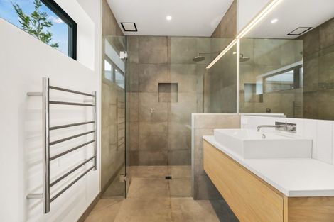 Photo of property in 11 Ruby Ridge, Wanaka, 9305