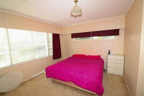 Photo of property in 11 Ries Street, Dannevirke, 4930