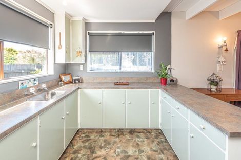 Photo of property in 10 Caius Avenue, Gonville, Whanganui, 4501