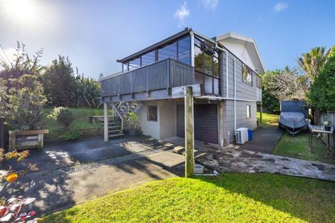 Photo of property in 18 Karekare Avenue, Raglan, 3225