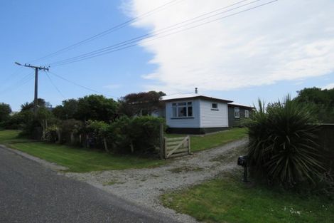Photo of property in 17 River Road, Hector, 7822