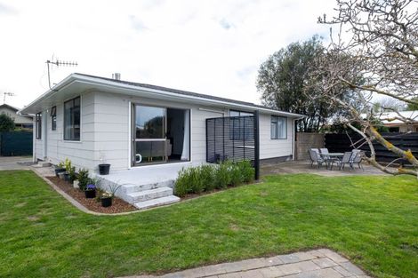 Photo of property in 76 Atherfold Crescent, Greenmeadows, Napier, 4112