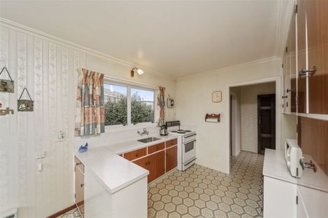 Photo of property in 14 Davidson Street, Hawera, 4610