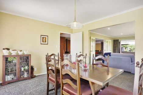 Photo of property in 5 Hinton Place, Rangiora, 7400