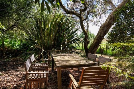 Photo of property in 6 Griffins Road, Marton, 4788