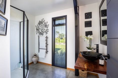 Photo of property in 31 Kaihihi Road, Okato, New Plymouth, 4381