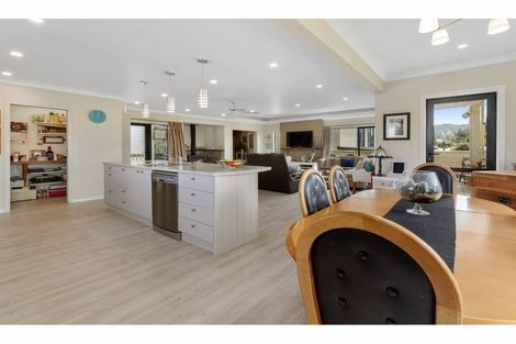 Photo of property in 74 Harbour View Road, Point Wells, Warkworth, 0986