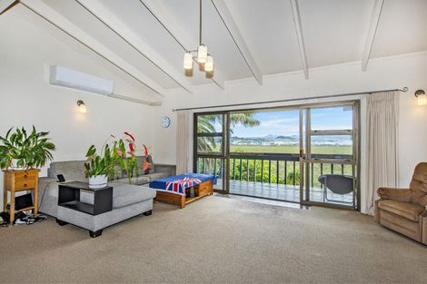 Photo of property in 15 Waimahanga Road, Onerahi, Whangarei, 0110