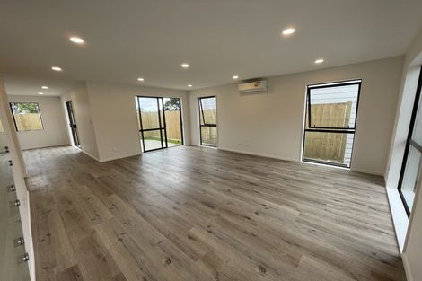 Photo of property in 27b Sunnyside Road, Sunnyvale, Auckland, 0612