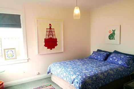 Photo of property in 144 Breaker Bay Road, Breaker Bay, Wellington, 6022