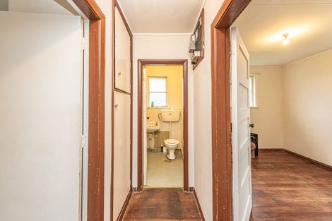 Photo of property in 39 Smith Street, Waverley, 4510