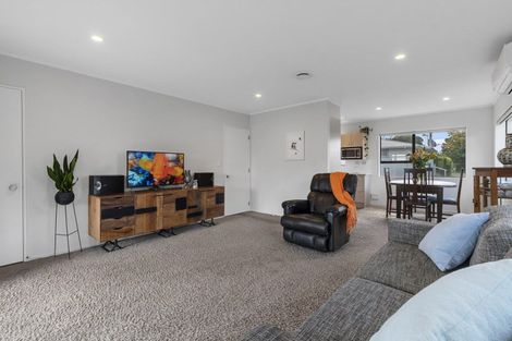 Photo of property in 49a Queen Road, Bellevue, Tauranga, 3110