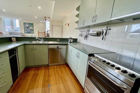 Photo of property in Whitmore Apartments, 1a/7 Stout Street, Wellington Central, Wellington, 6011