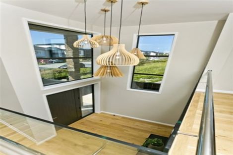 Photo of property in 16 Turutu Place, Long Bay, Auckland, 0630
