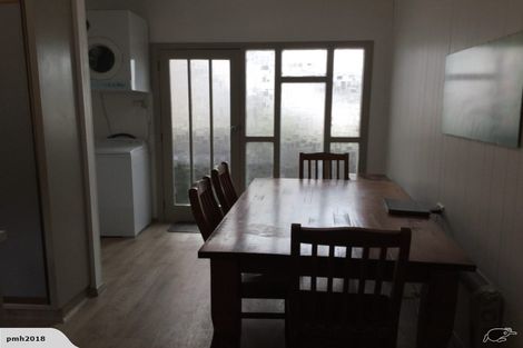 Photo of property in 39 Ngaio Road, Kelburn, Wellington, 6012