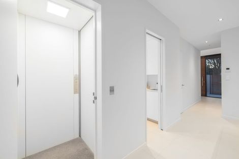 Photo of property in 140b Glandovey Road, Strowan, Christchurch, 8052