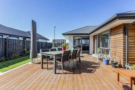 Photo of property in 17 Koura Drive, Rangiora, 7400