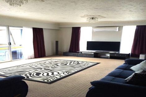 Photo of property in 62 Ambleside Drive, Burnside, Christchurch, 8053