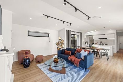 Photo of property in 27 Irvines Track, Halswell, Christchurch, 8025
