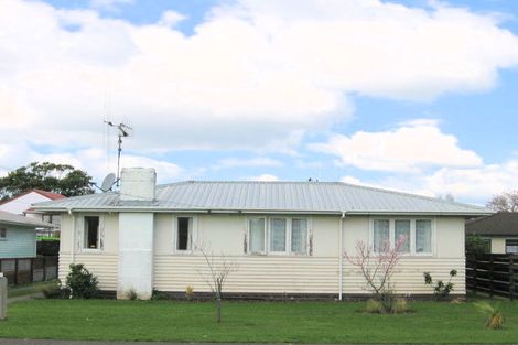 Photo of property in 51 Queen Road, Bellevue, Tauranga, 3110