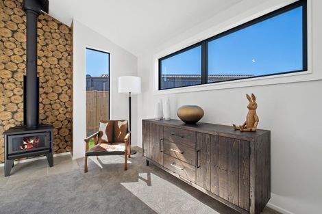 Photo of property in 5 Merivale Avenue, Wanaka, 9305