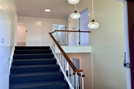 Photo of property in 2/23 Waitemata Road, Hauraki, Auckland, 0622