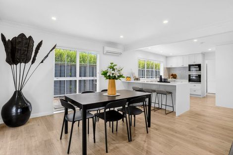 Photo of property in 2/15 Saltburn Road, Milford, Auckland, 0620