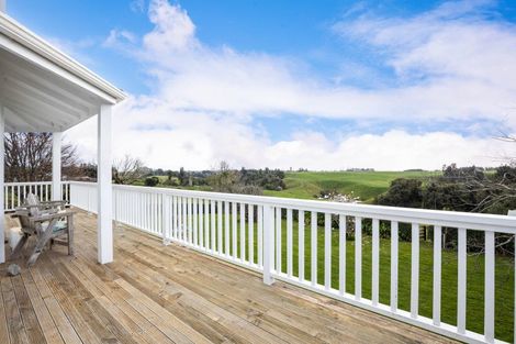 Photo of property in 151 Hickman Road, Urenui, 4375