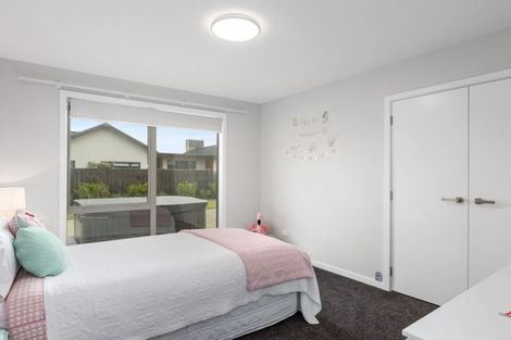Photo of property in 14 Windermere Drive, Mosgiel, 9024