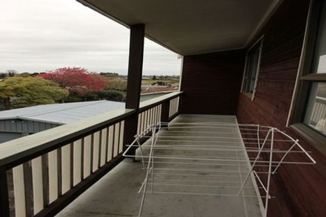 Photo of property in 65 Bremworth Avenue, Dinsdale, Hamilton, 3204